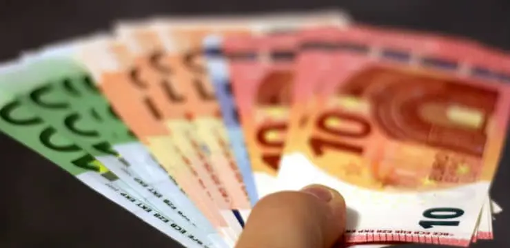 Euro Gains